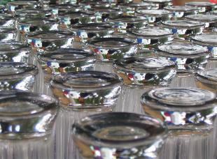 I was in charge of a reception, these are the beer glasses shortly before the guests arrived.